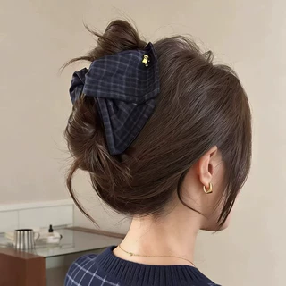 韩系藏蓝格纹三角抓夹女2026新款发量多发夹后脑勺高级感鲨鱼夹子