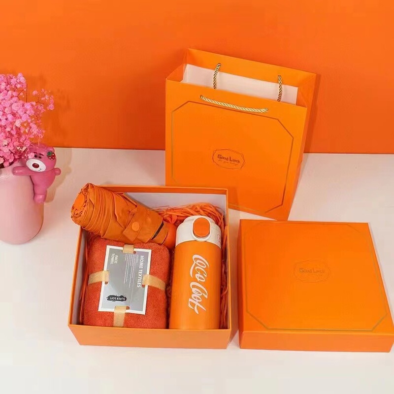 Love Makhi Three-piece Set Orange Heart Orange Towel Thermos Cup Umbrella Set Box Handy Gift Souvenir Gift Wholesale