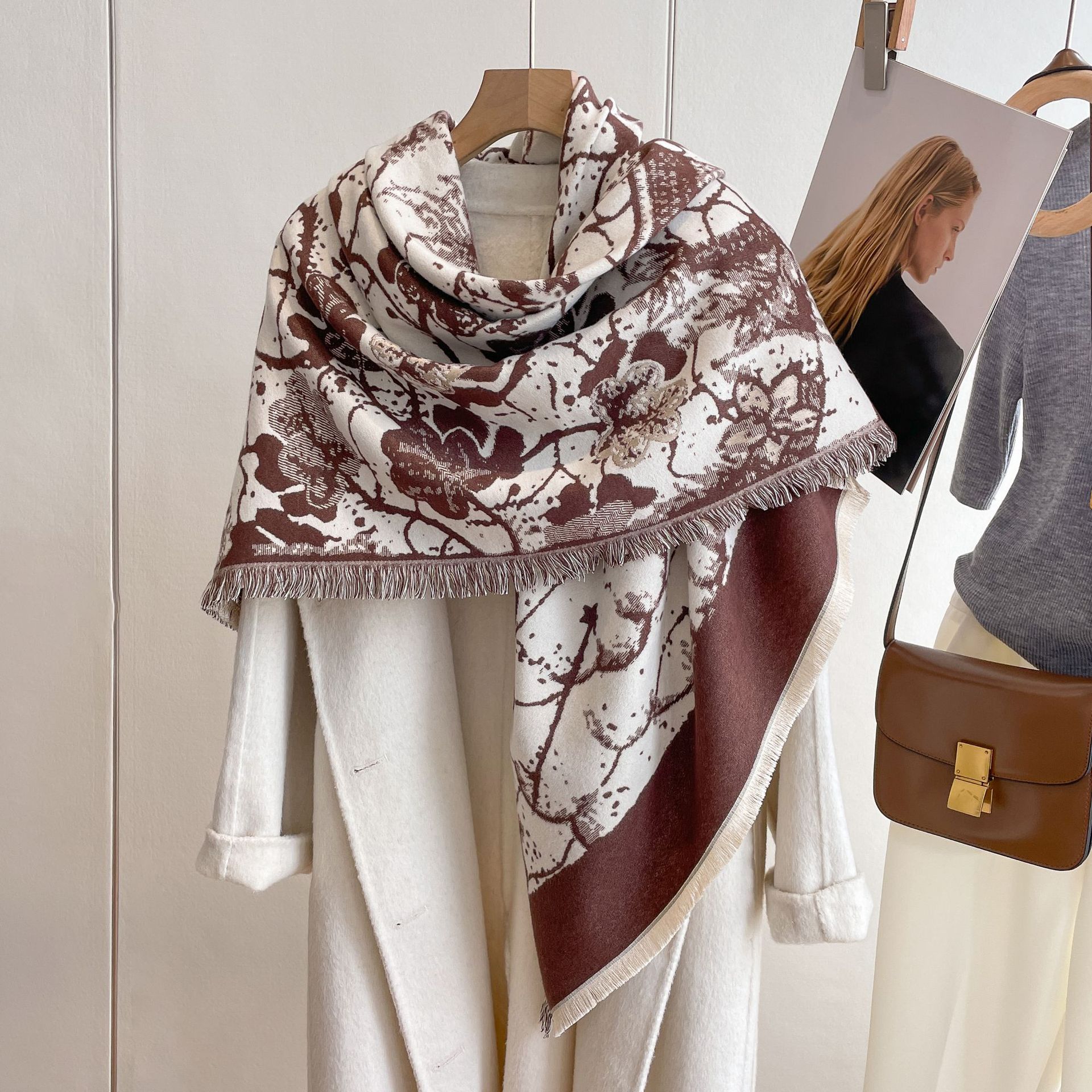 Cashmere-like moda todo-fósforo bufanda planta flor impresión barba corta borla chal Otoño e Invierno engrosada bufanda caliente para las mujeres