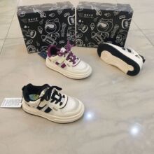 ��̫С���¿ͯ͸�WС��Ь��Ůͯܛ�����eЬ���e�ξW���NƬ��Ь