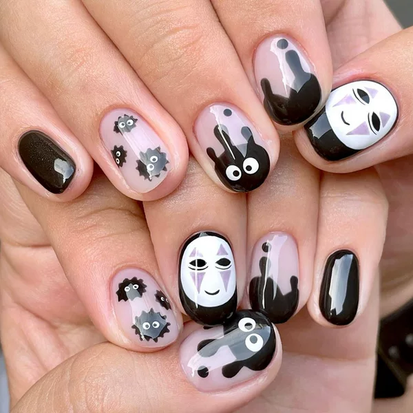 European and American Cartoon Style Short Halloween Quirky Fake Nail Patches, Removable 24-Piece Nail Patches Wholesale