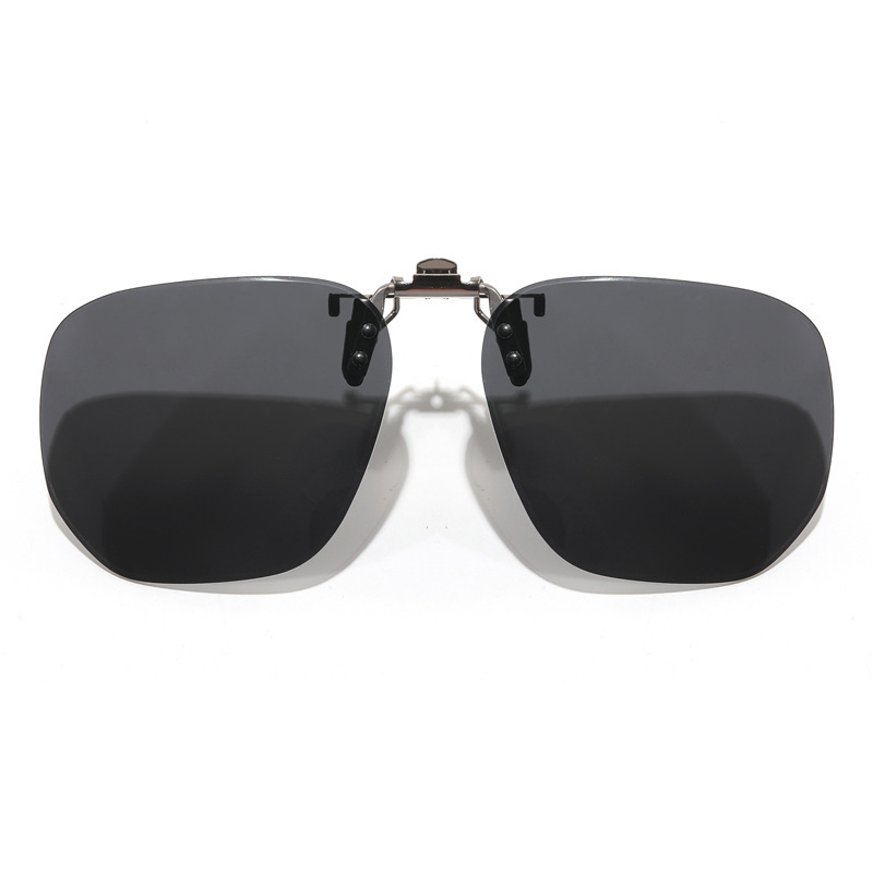 Polarized Sunglasses Clip-On for Men and Women 2025 New European and American Fashion Myopia Dual-Use Color-Changing Sunglasses Trendy Hot Item