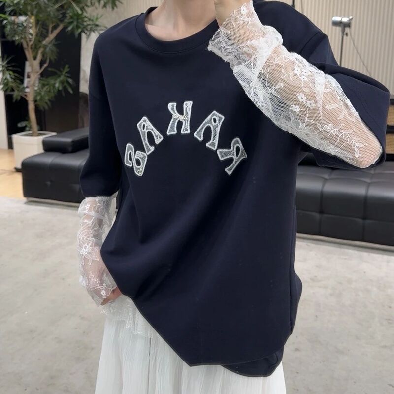 Lace Splicing Long-Sleeved T-Shirt for Women New Round Neck Letter Printing Loose Slimming Look Design Sun Protection Top Trendy