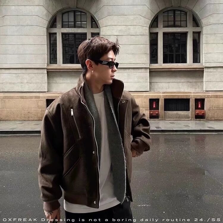 ダブルジッパーのハリントン綿服男性の冬の厚手のデザインの高級感があります。ジャケットの短い綿のコートです。