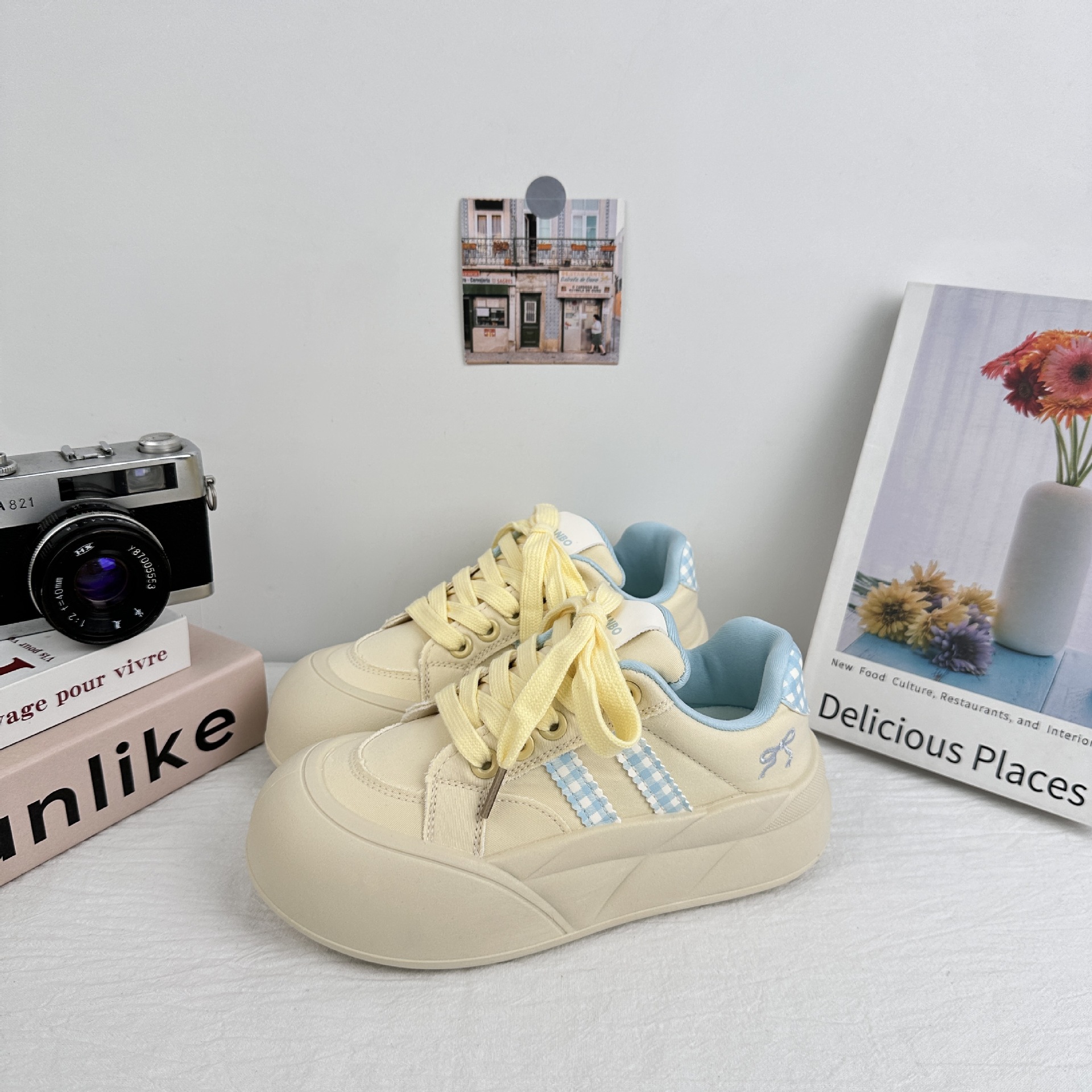 Zapatos de pan de onda lejana, zapatos casuales, zapatos de plataforma de verano, zapatos blancos, nuevas zapatillas deportivas de todo fósforo para mujer 2025