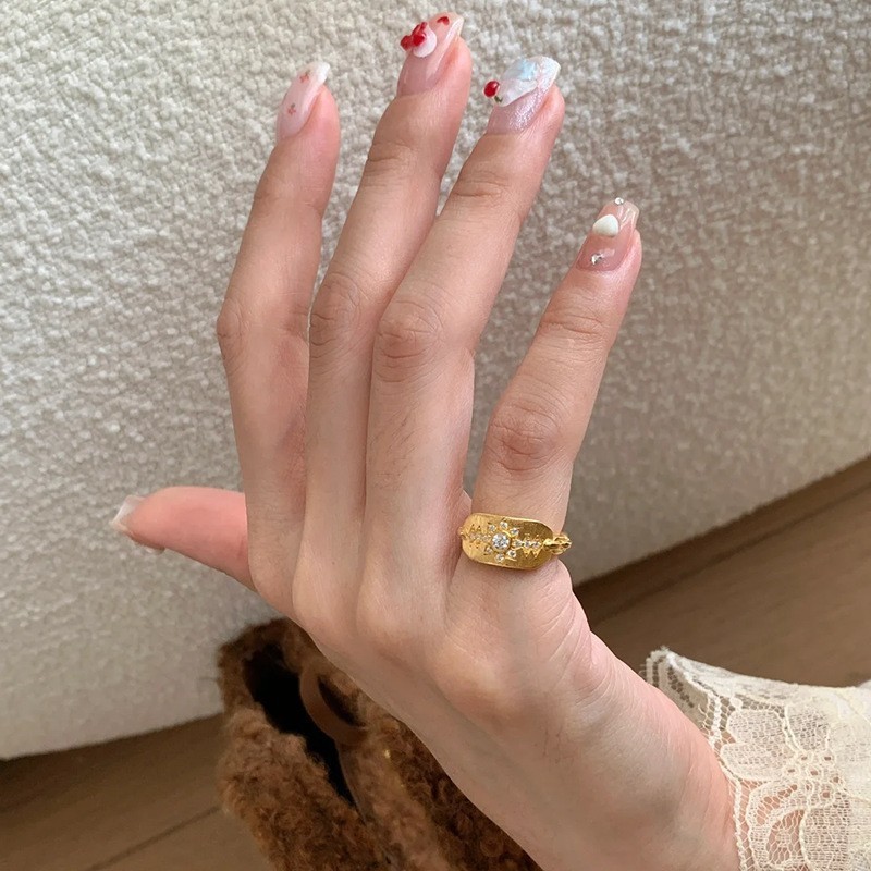 宫廷风百搭精致粉钻戒指女锆石气质叠戴小众高级轻奢开口叠戴新品|undefined
