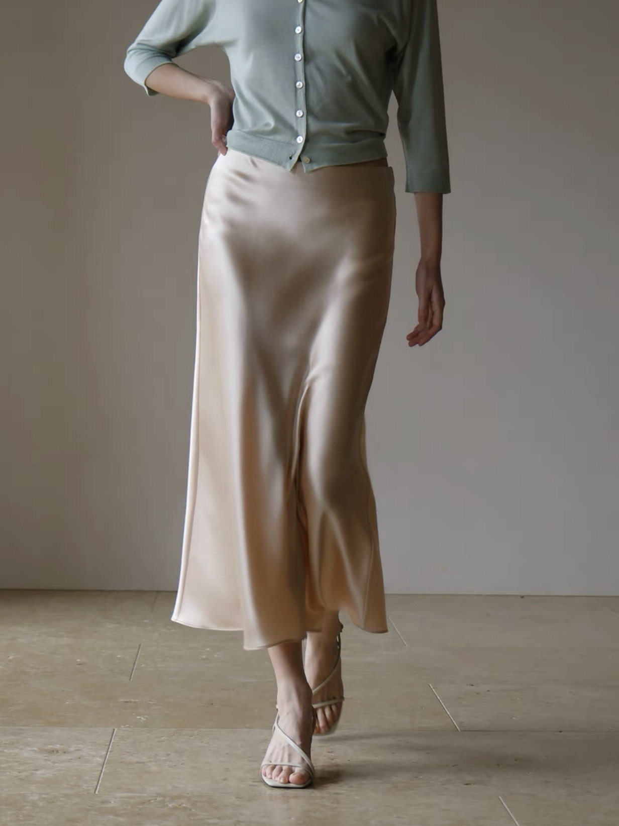 80S-Style Long Acetate Satin Fishtail Skirt for Petite Women, Spring/Summer Thin Elastic Waist A-Line Skirt