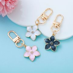 人気のかわいい手作りの花の花の合金の桜の甘いキーホルダーのシンプルな風のペンダント