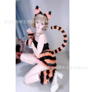 һ�����l����ë�q�F����������������չ�Ɍ�cosplay�b���^l�