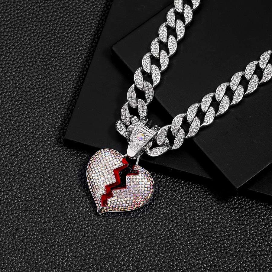 Diamond Broken Heart Necklace With Pink Crystals For Unisex_voghion.com