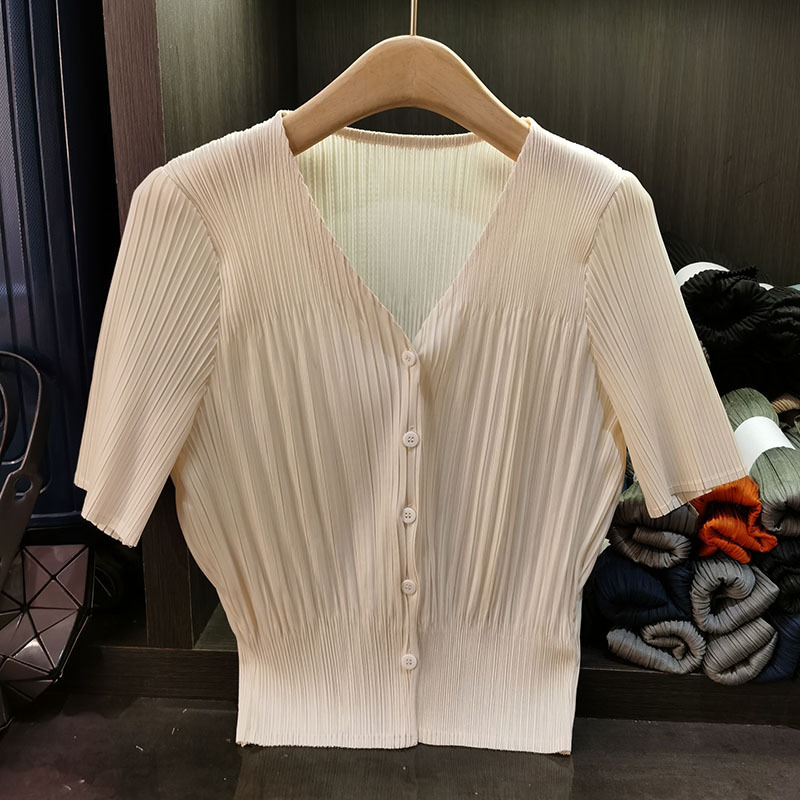 Casual V Neck Sweet Age-Reducing Cardigan for Women Spring and Summer Elegant Thin Pure Color Versatile Single-Breasted Short-Sleeved Jacket Top