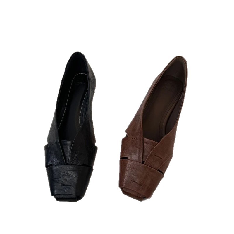 2025 primavera y otoño nuevo tacones cuadrados de moda versátil zapatos de una sola boca superficial perezoso zapatos de cuero de mujer