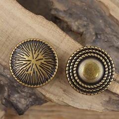 Vintage gold-colored trench coat, cashmere coat with metal buttons, round mushroom-shaped, distressed sweater, knitwear buttons.