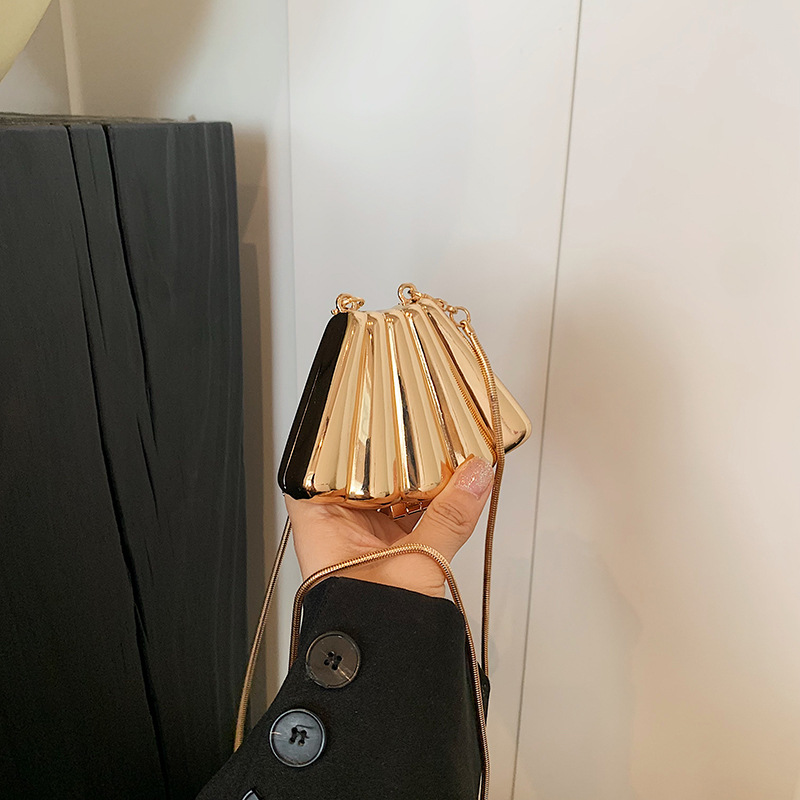 Fashionable Shell Shoulder Bag With Chain For Women Silver Mini_voghion.com