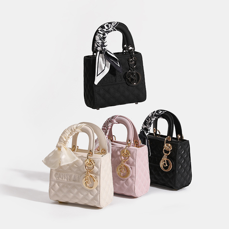 Genuine Leather Diamond Daffy Bag Women's 2025 New Handbag Birthday Gift for Girlfriend Light Luxury Crossbody Bag