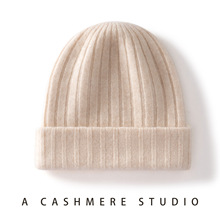 �羳���l��С����ɽ��q����Ůʿ�Ӻ�һ��ᘿ���ɫ���^ñ�r�аٴ�