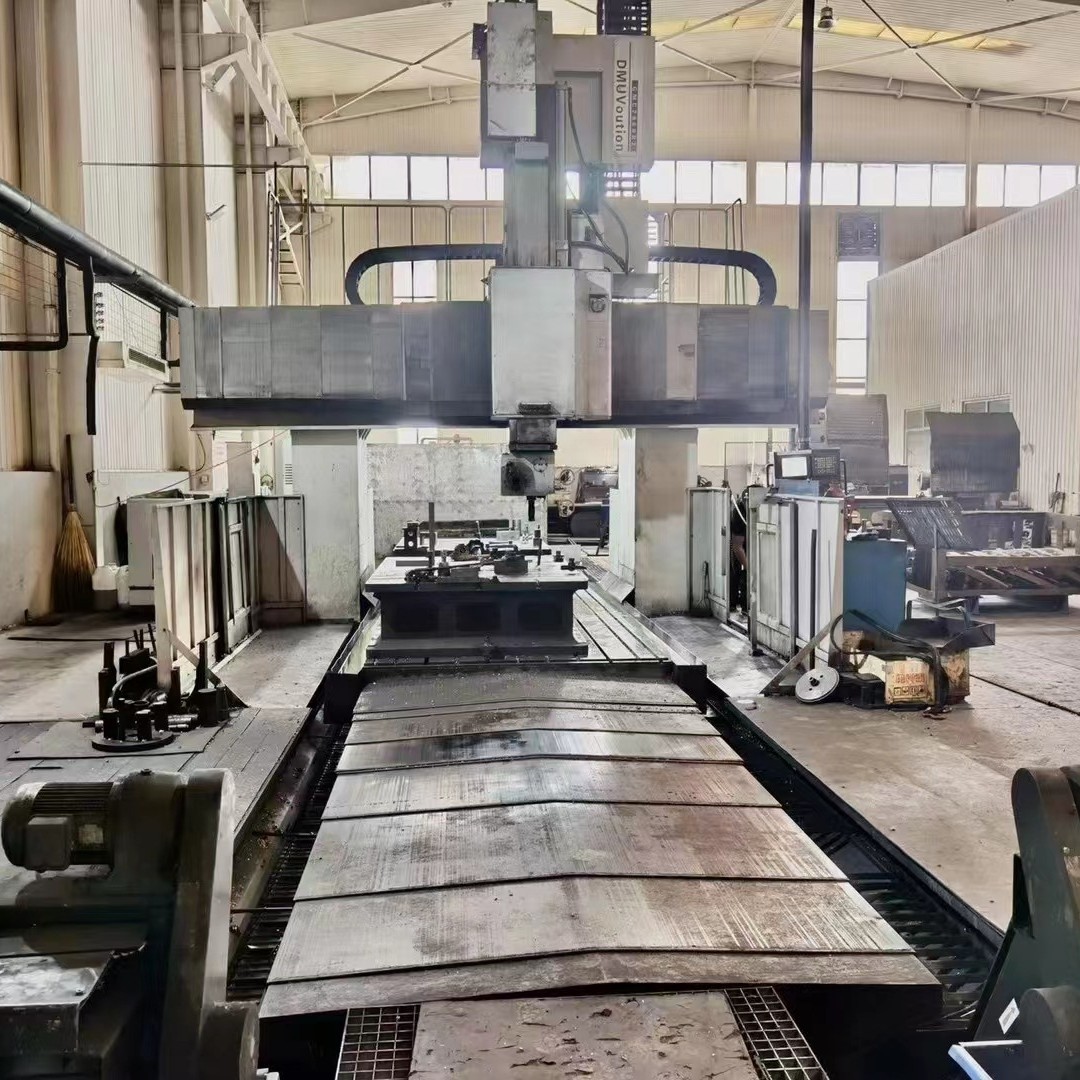 处理二手中捷TKA57200-600龙门加工中心机床重量:6500kg