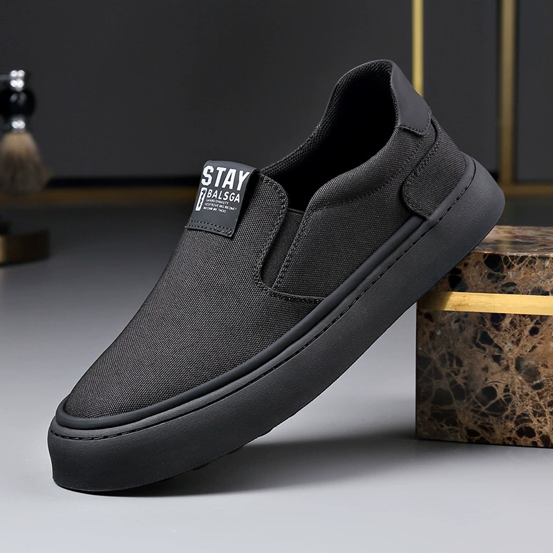 Мужская обувь Лето 2024 новый дышащий дикий легкий мягкий подошв для мужчин повседневный ленивый холст обувь