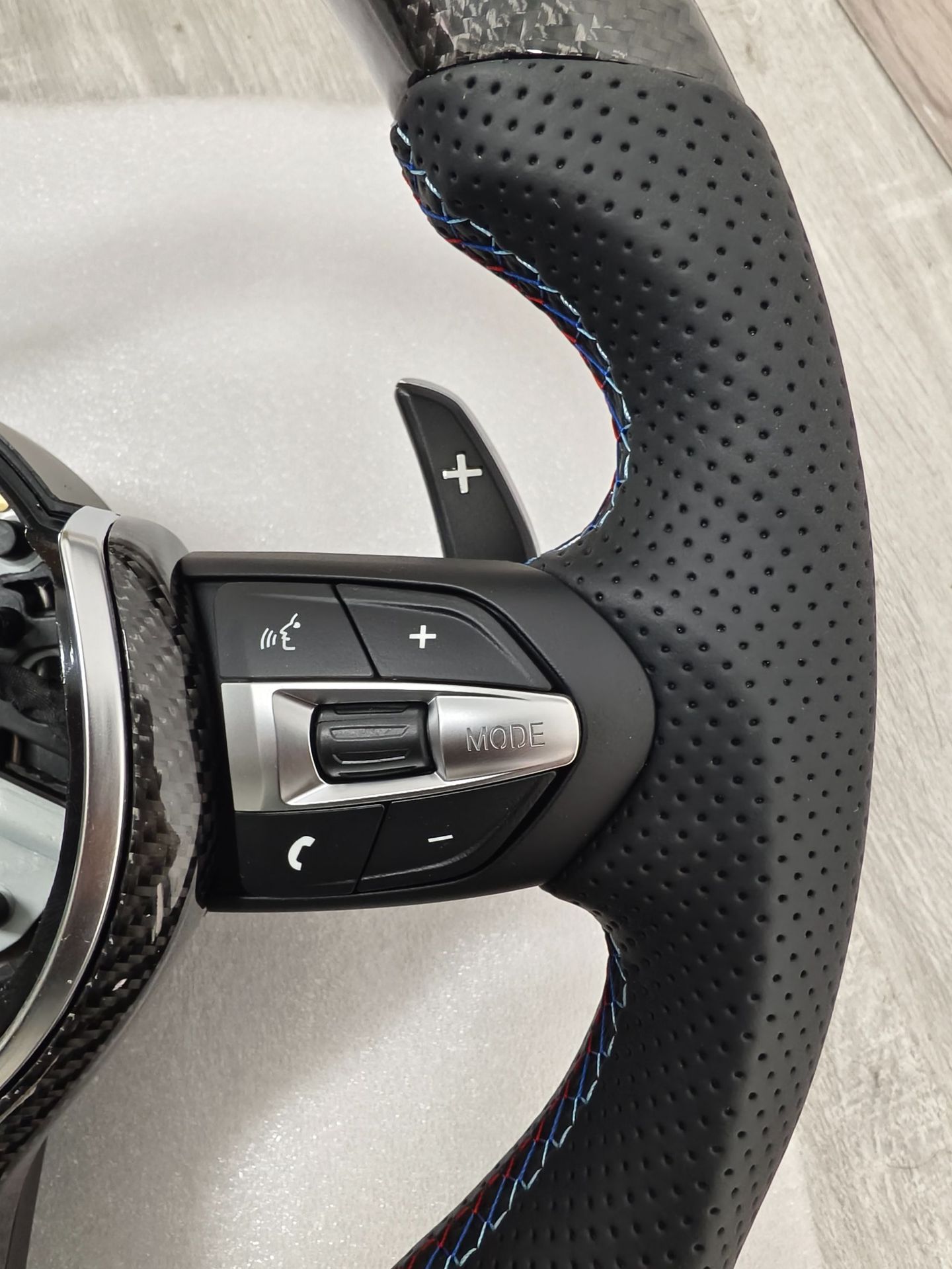 Suitable for Bmw 1234567 Series X1X2X3X4X5X6F02F10F30F15F20 Sports Flats Bottom Carbon Fiber