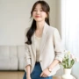 春秋季气质职业休闲西服