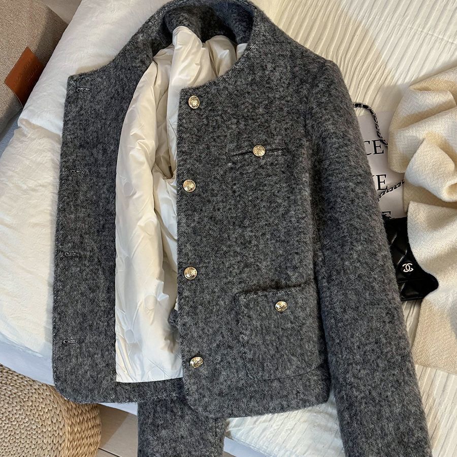 2025 New Gray Elegant French Style Woolen Short Outwear for Women Winter Warm Korean Style Top with Lining