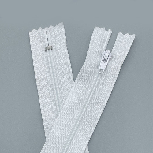 Black and white nylon zipper wholesale automatic head nylon zipper No. 3 self-locking zipper closed tail plastic trouser zipper