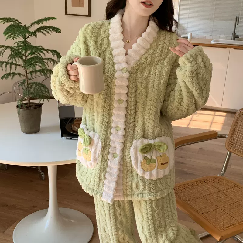 定制珊瑚绒睡衣秋冬款女新款加绒加厚保暖法兰绒可外穿家居服套装