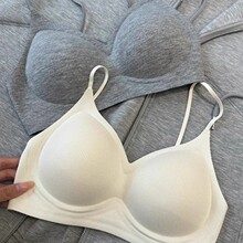 �o�ۃ���Ů�۔nС�؟o�Ȧһ�w�̶���2025������Ů�������@�ش�