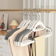 家庭用ハンガーには、滑り止めの服の棚の肩の角を防ぐプラスチックの二人のハンガーの乾湿両用服の支えがありません。