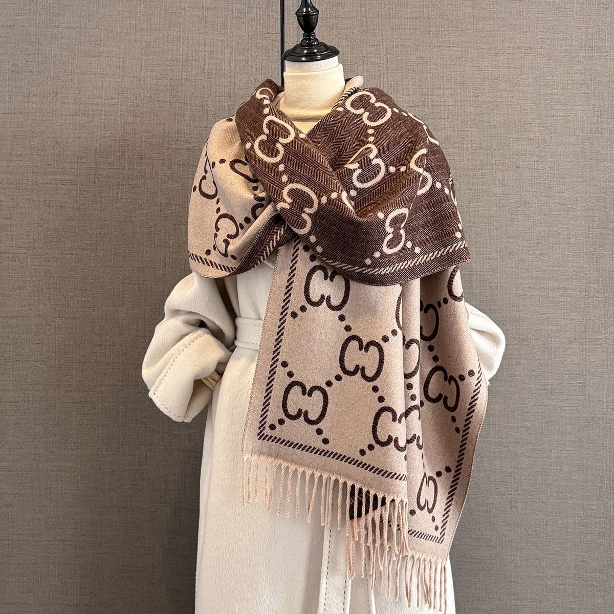 Autumn and Winter Imitation Cashmere Small Fragrance Double C Letter Versatile Scarf Women's Fashionable Warm Double-Sided Shawl Scarf