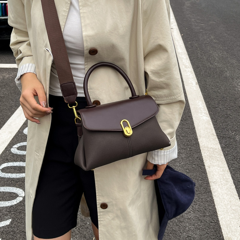 2025 invierno nuevo estilo coreano bolso de mano pequeño bolso de hombro casual retro de mujer moda empalme mochila image 4