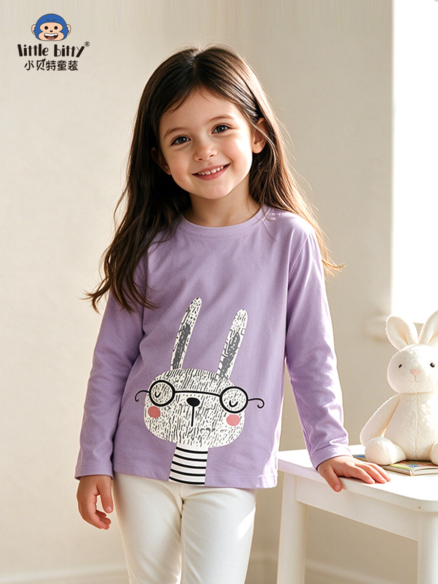 Sweet and cute autumn and winter children's long-sleeve T-shirt, 2026 cartoon rabbit print, round neck girls' T-shirt top, in stock