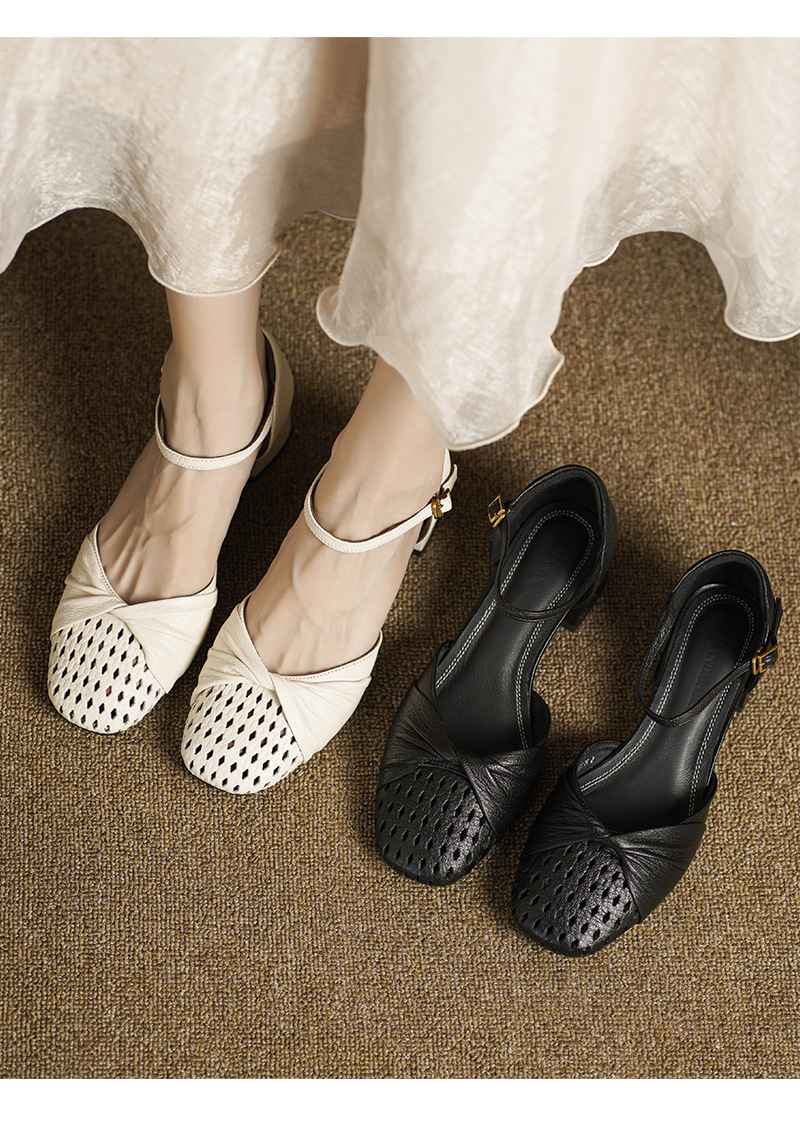 Sandal nữ da cừu mũi nhọn quai khóa một đường gót dày 5 cm — đen chi tiết 1