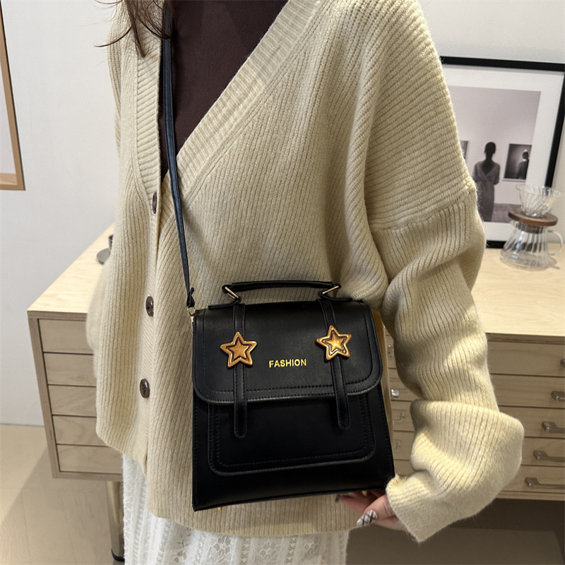 2024 otoño y invierno tendencia de nicho nuevo tipo de mochila de hombro para mujeres moda casual versátil mochila de viaje casual