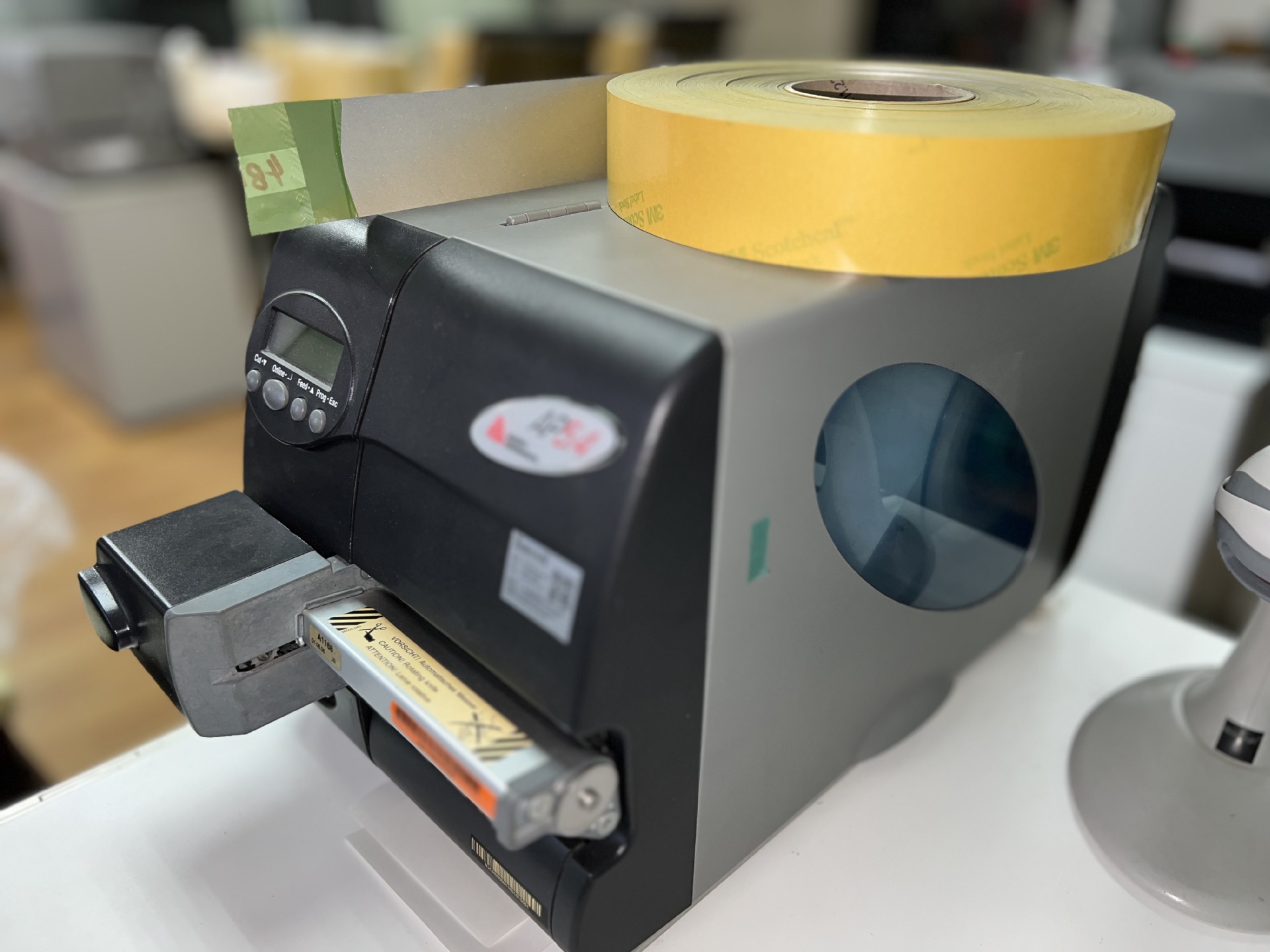 Size：6.297"Wx2.353"L移动通讯产品标签