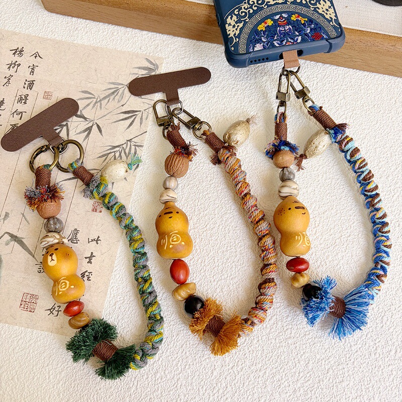 Shun~Natural candied hawthorn and Bodhi beads mobile phone chain, woven rope with tassels, bag hanger, anti-loss rope, can be used as a hanging rope for anything Shun~Natural candied hawthorn and Bodhi beads mobile phone chain, woven rope with tassels, bag hanger, anti-loss rope, can be used as a hanging rope for anything