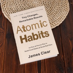 Atomic Habits 英語版 Atomic Habits 良い習慣を築き、悪い習慣を破る簡単な方法