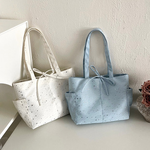 �Ćμ������¿��nϵ�����W荷��������Y������ͨ�����e���ذ���Ů