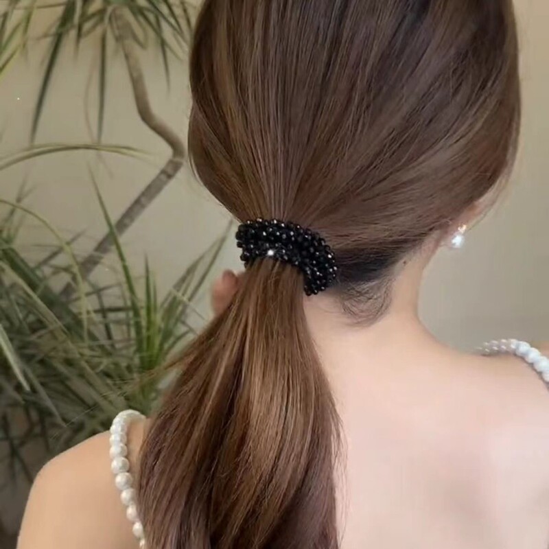 シンプルな気質の女性用輝くダイヤモンドヘアバンド 2025 新しいハイエンドブレスレットヘアロープ高弾性ゴムバンドポニーテールヘッドロープ|undefined