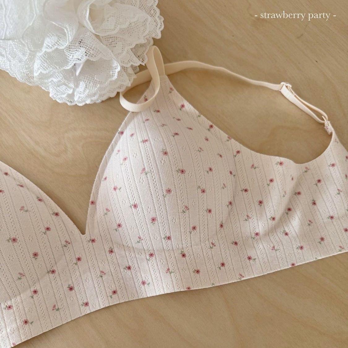 Women's Triangle Cup Bra Seamless Breathable Wire-free Underwear_voghion.com