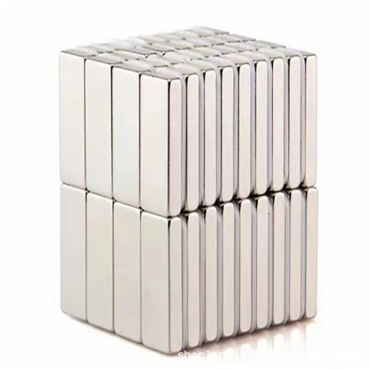 厂家供应强磁强力磁铁吸铁石钕铁硼长方形强磁磁块