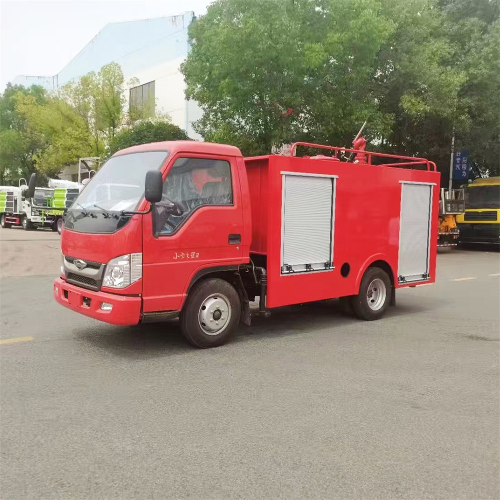Blue license plate Foton 3-ton emergency water tanker, available for installment purchase. Cross-border export, foreign trade fire truck, right-hand drive water tanker