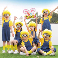 小黄人cos舞蹈表演幼儿园毕业照衣服儿童牛仔背带裤六一演出服装