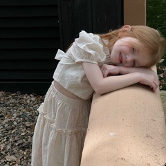 New 2024 summer new children's clothing girls skirt suit Korean children's short shirt skirt set will be released after the year