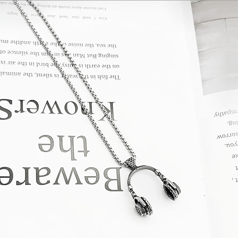 Gestickte Stol Hexagramm Hip Hop Rock Musek Kopfhörer Anhänger Personaliséiert Trendy Männer Halskette_voghion.com