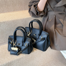 ��ʽ�߼��д������������ذ���Ů�¿���ٴ��K���μ�б���