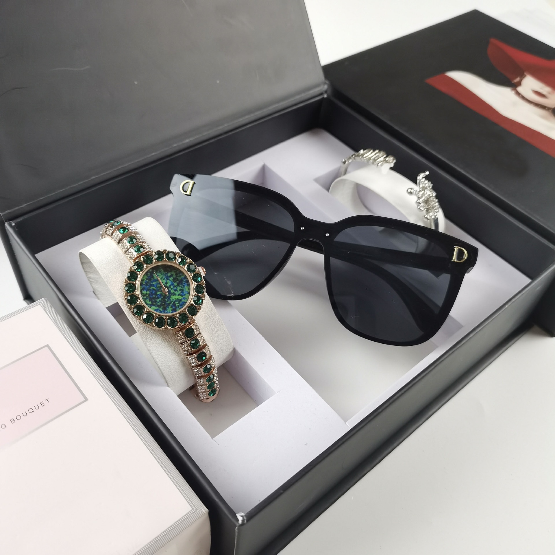 Watch and glasses set, a popular cross-border fashion item: stylish quartz watch, women's sunglasses, and bracelet, available for wholesale and dropshipping on Shopee 5