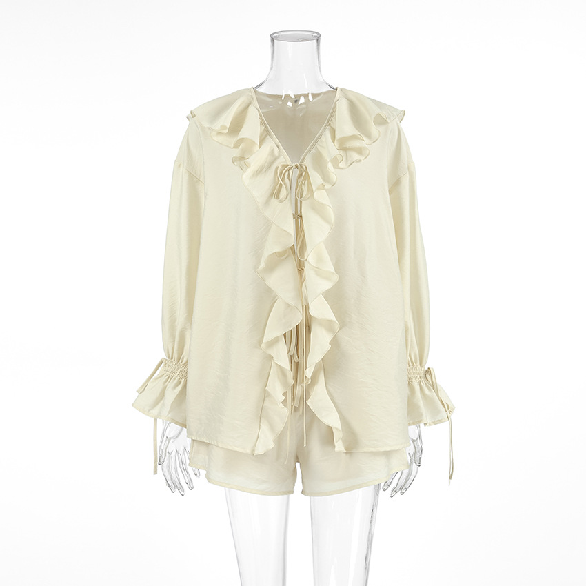 446g Weight Long Sleeve Sleeve Length Flat Yarn, Polyester Fabric Type Shorts Co-ord Set Sets Type 2 Pieces Set Quantity Holiday Occasion V Neck Neckline Comfort Function Regular Fit Fit Type Solid Color Pattern Summer Season Women's Gender Vacation, Simple Style Style Holiday Women's Vacation Simple Style Solid Color Flat Yarn Polyester Shorts Co-ord Set Shorts Sets 无