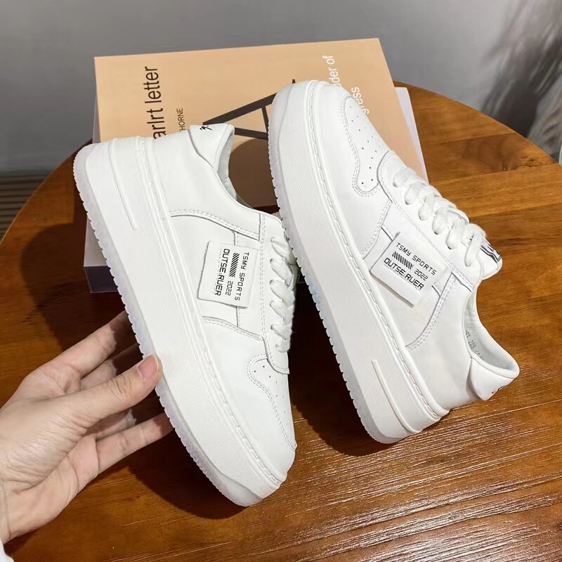 Genuine Leather White Shoes for Women 2024 New Cowhide Thick-Soled Sneakers Versatile Fashionable Sports White Casual Flats Shoes for Women