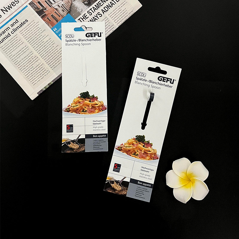 厨房用具挂牌。创意五金产品pp塑料挂牌。